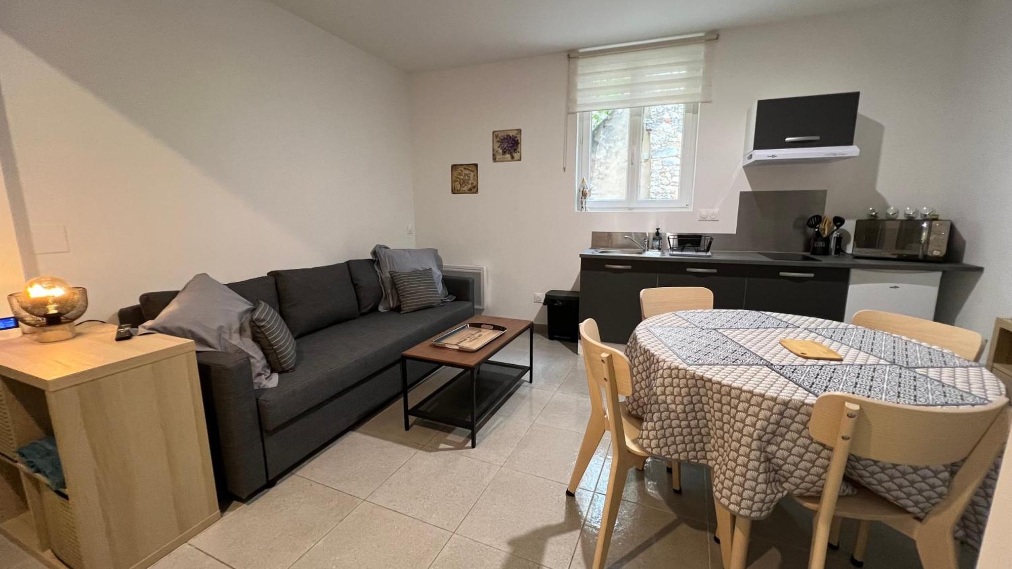 Fenix Appartement T2 40 M2 Cosy Rdc Plein Centre Ville Pierrelatte Bagian luar foto